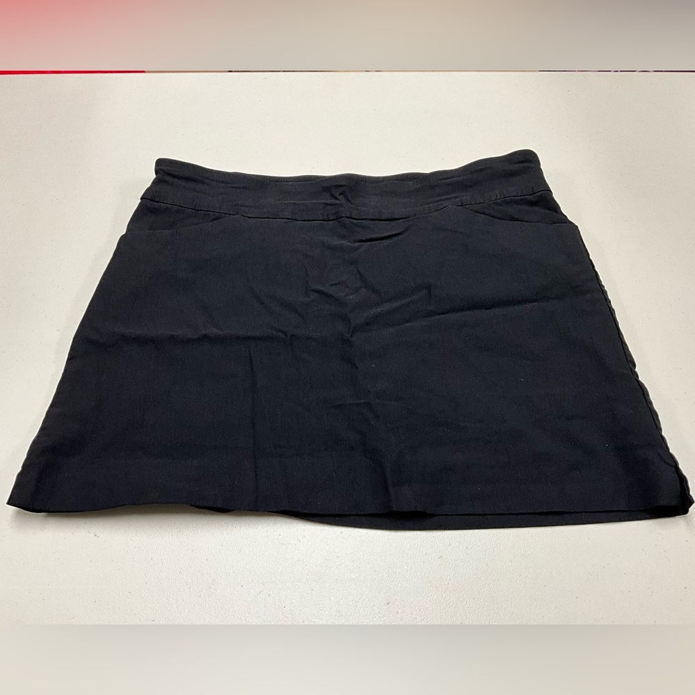 Black Skort charter club size PXL